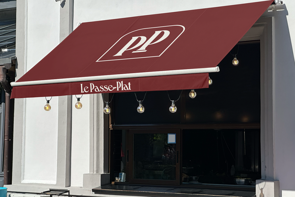 Devanture restaurant Le Passe-Plat